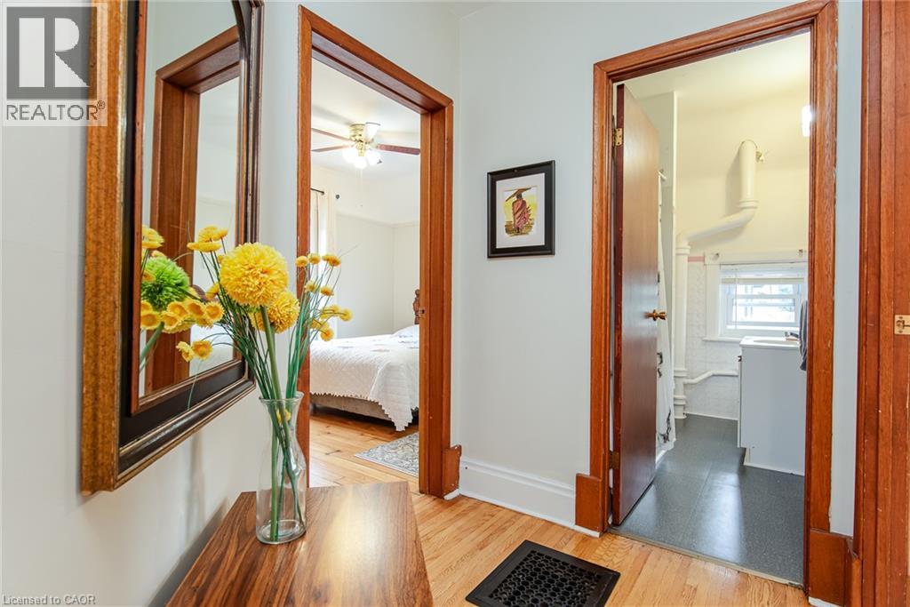 32 Samuel Street Property Photo 31
