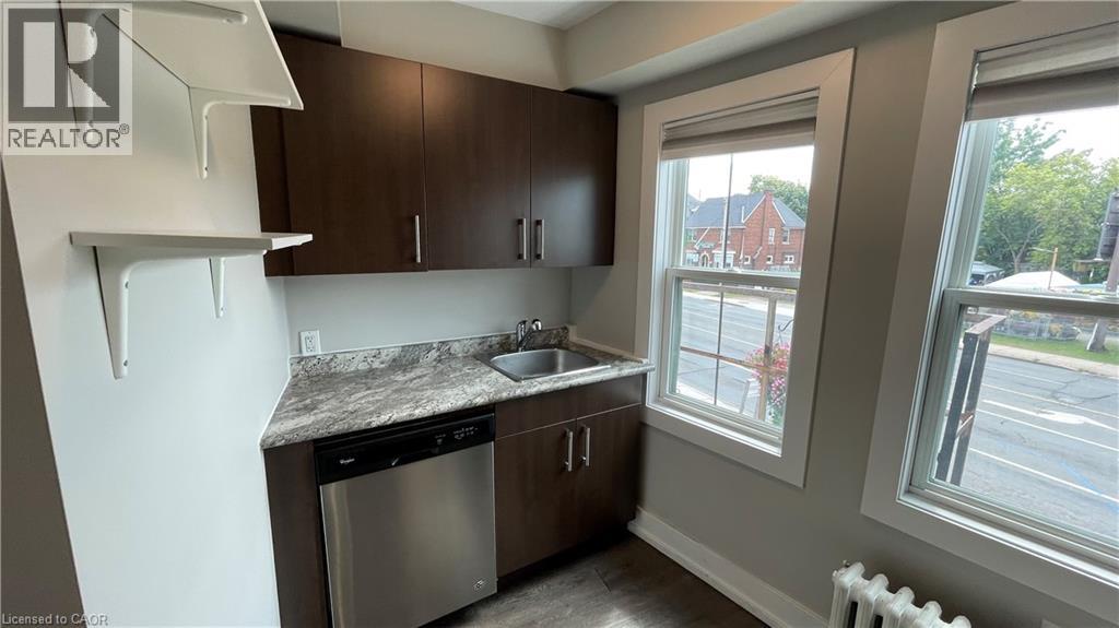 4 Ottawa Street N Unit# 16 Property Photo 3