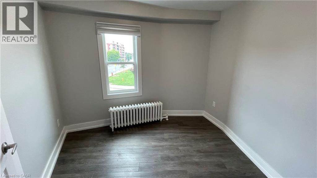 4 Ottawa Street N Unit# 16 Property Photo 6