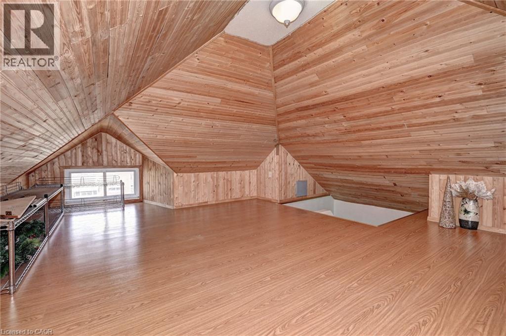147 Courtland Avenue E Property Photo 30