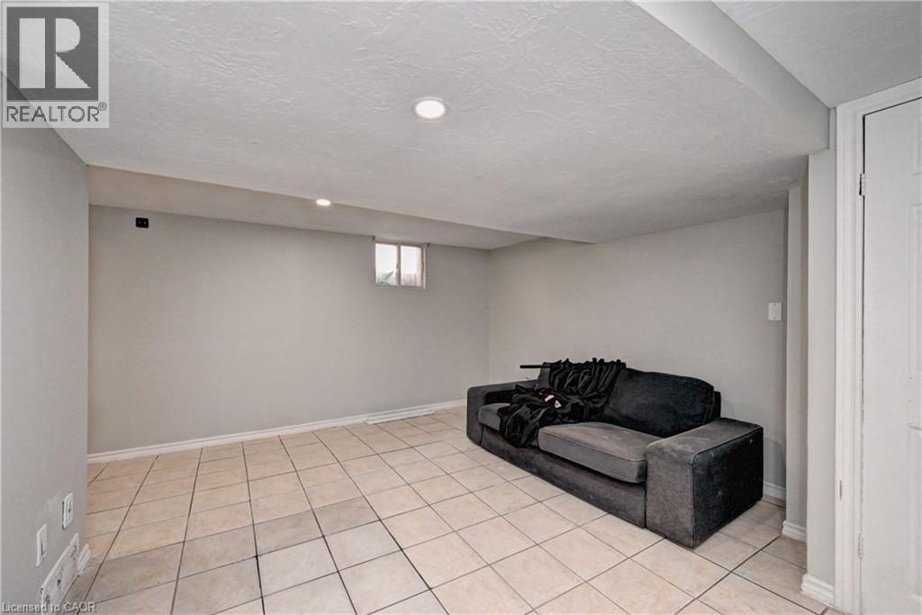 147 Courtland Avenue E Property Photo 37