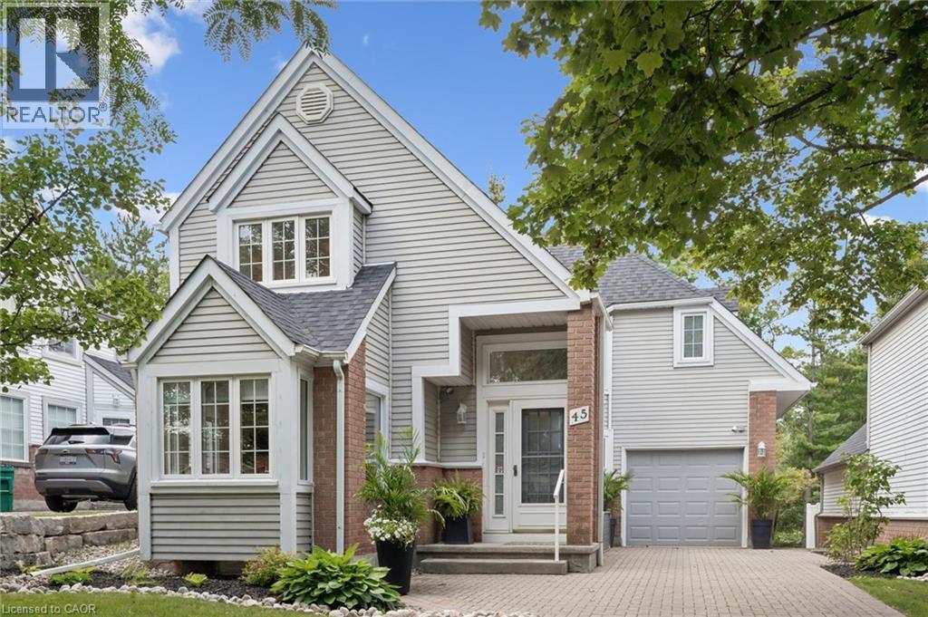 45 QUINTE Crescent