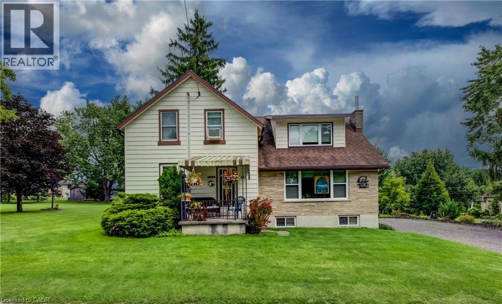 5465 King Street Property Photo 1