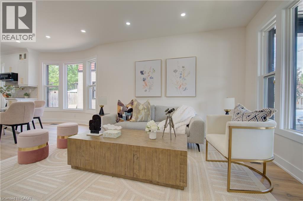 26 Richardson Street Property Photo 8