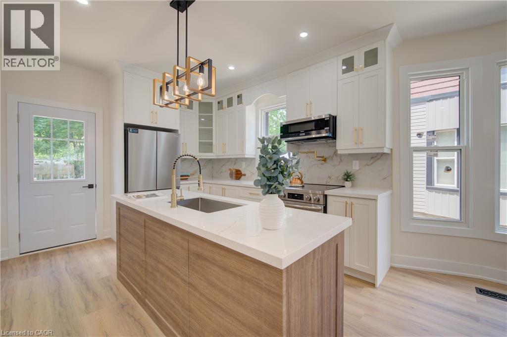 26 Richardson Street Property Photo 16