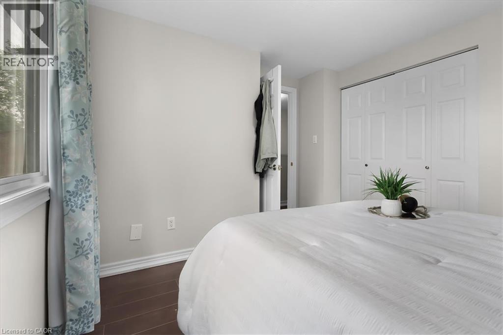 421 Bairstow Crescent Property Photo 15