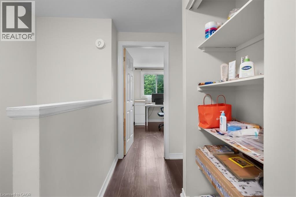 421 Bairstow Crescent Property Photo 18