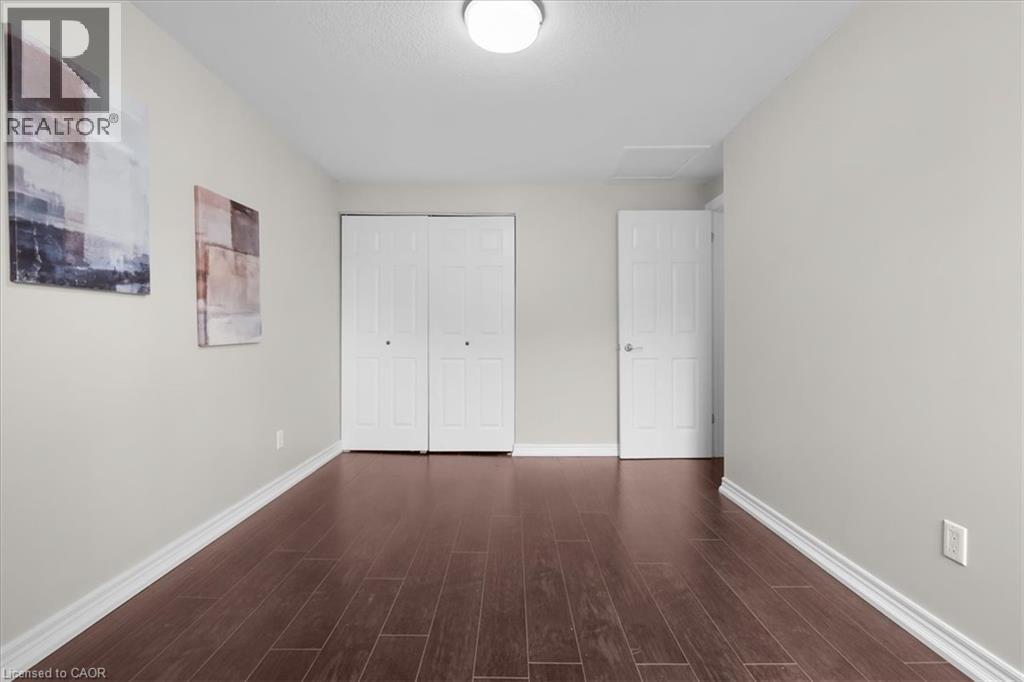 421 Bairstow Crescent Property Photo 20