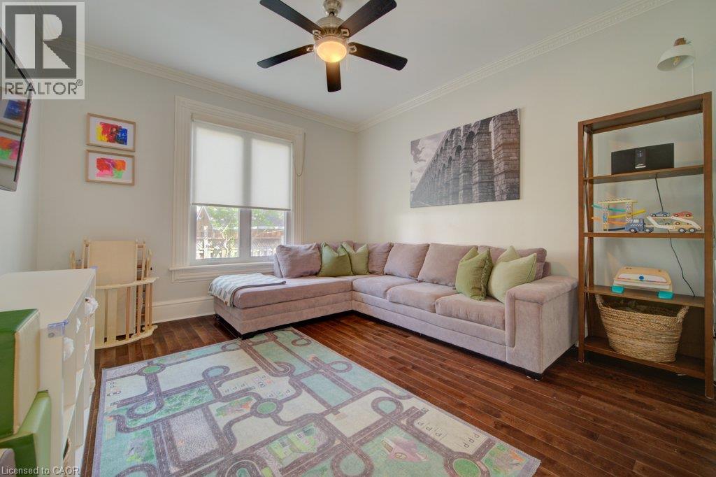 15 Gilholm Avenue Property Photo 17