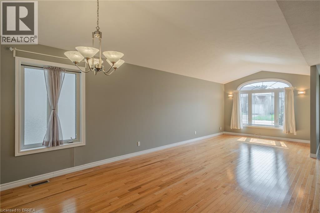 15 Landon Avenue Property Photo 8