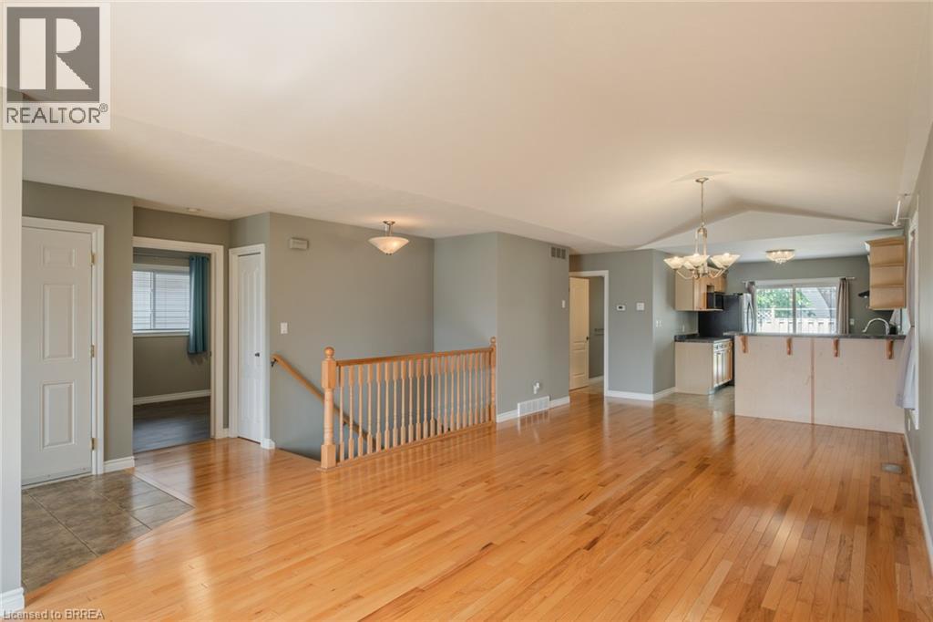 15 Landon Avenue Property Photo 9