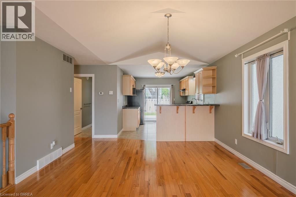 15 Landon Avenue Property Photo 11