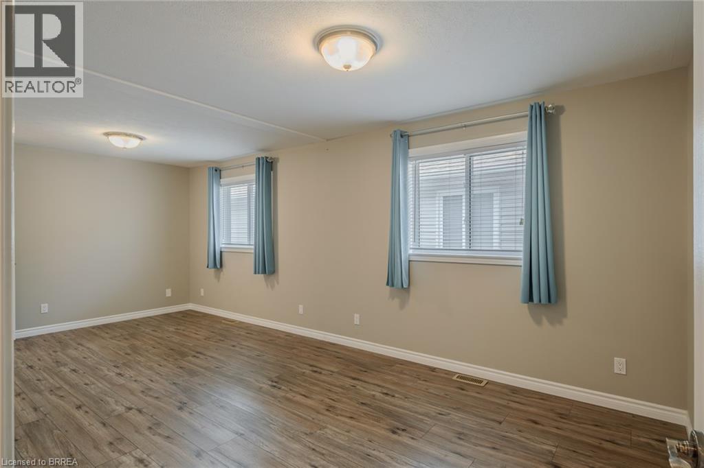 15 Landon Avenue Property Photo 20