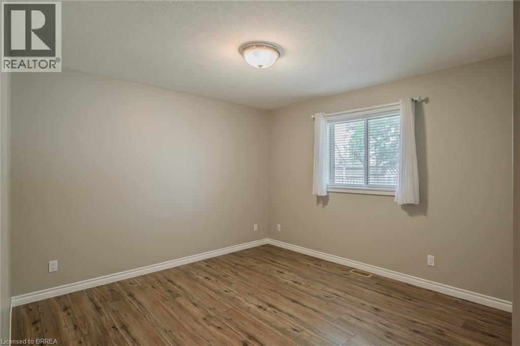 15 Landon Avenue Property Photo 21