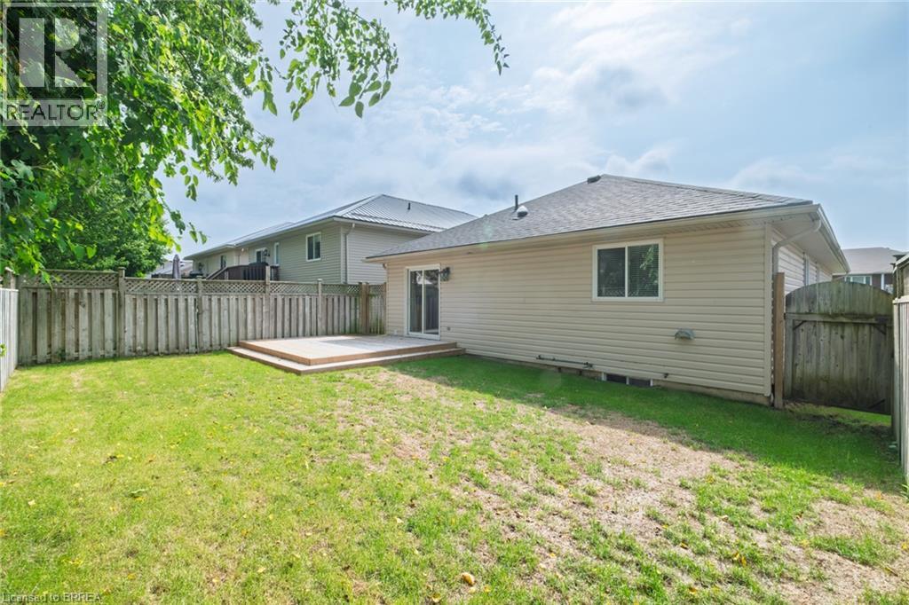 15 Landon Avenue Property Photo 40