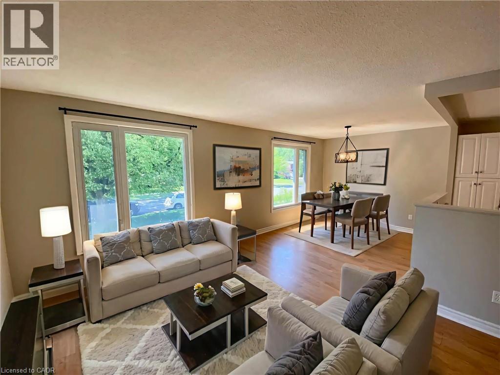 92 Leaside Drive Property Photo 1