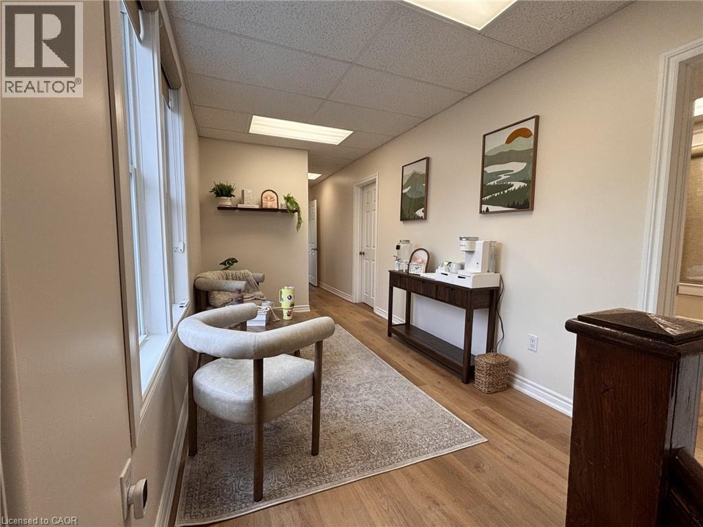 223 West Street Property Photo 6