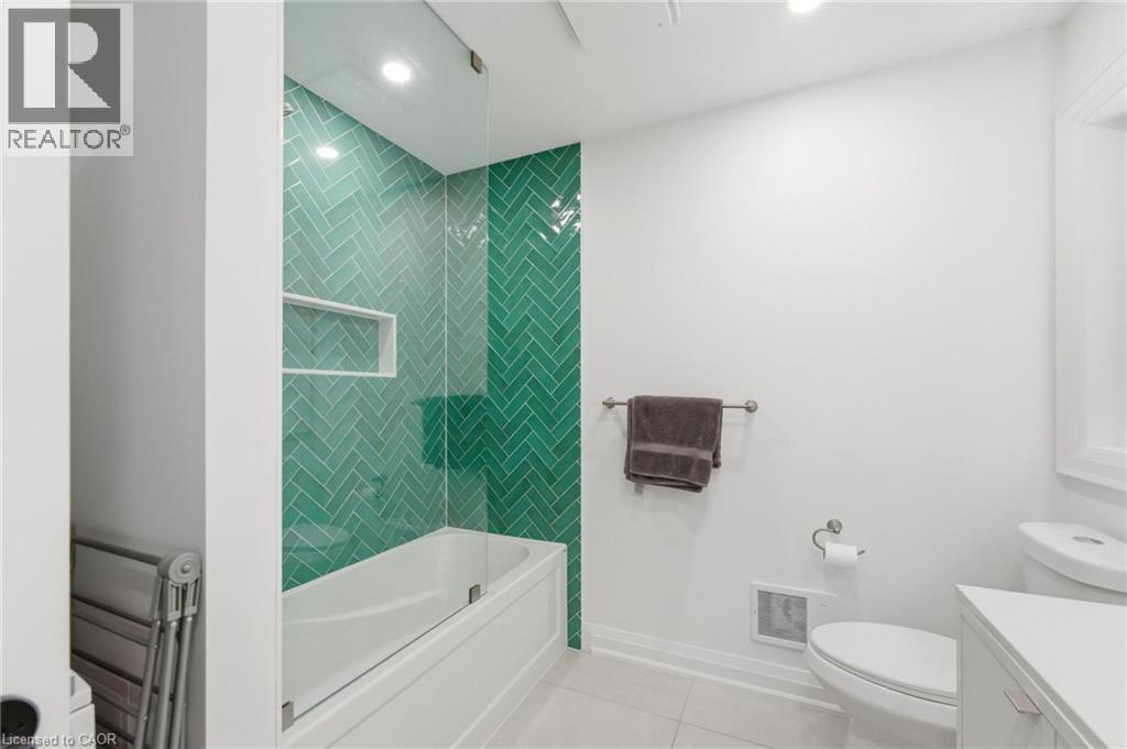 82 Cumming Court Unit# Upper Property Photo 14