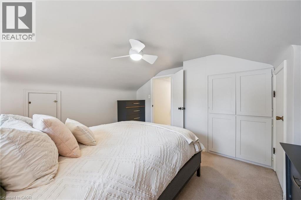 475 Stevenson Street N Property Photo 23