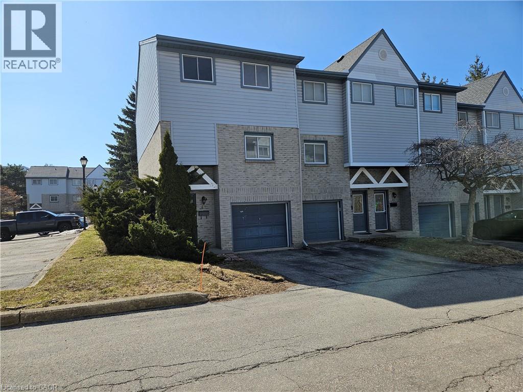 589 Beechwood Drive Unit# 43 Property Photo 2