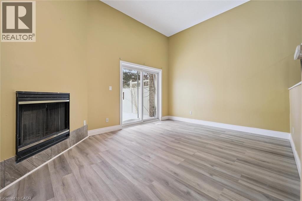 589 Beechwood Drive Unit# 43 Property Photo 8
