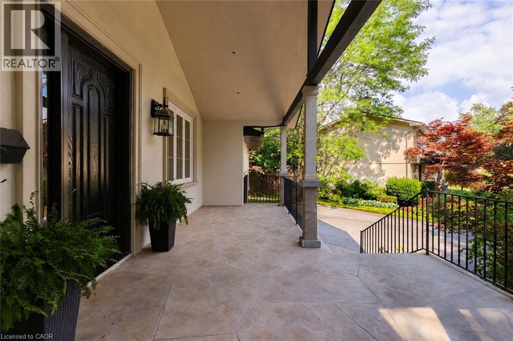 1063 Greenoaks Drive Property Photo 4