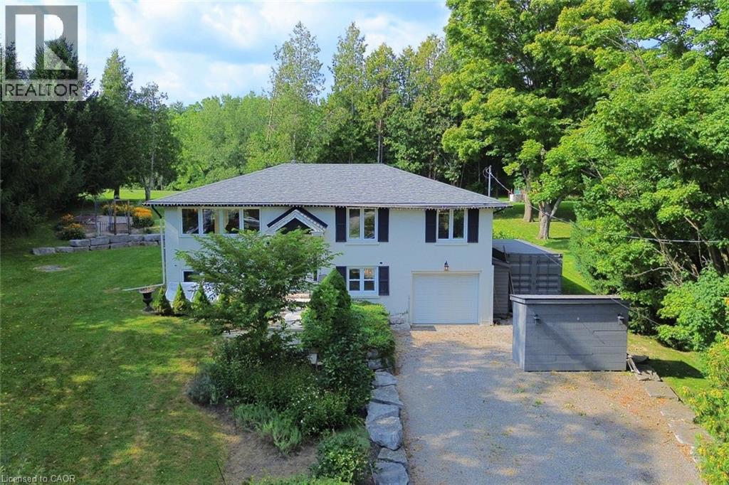 843 Governor's Road Property Photo 2