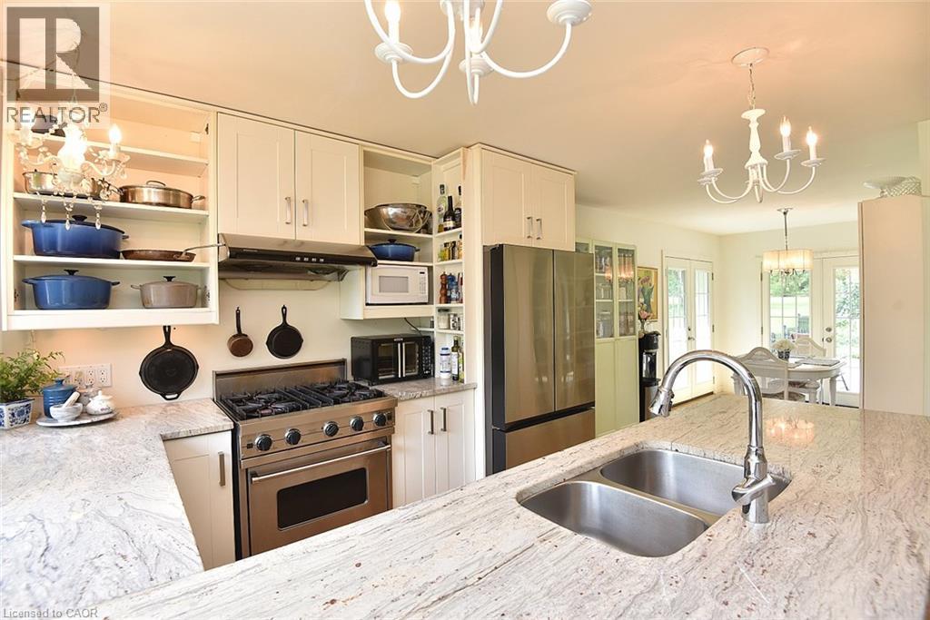 843 Governor's Road Property Photo 11