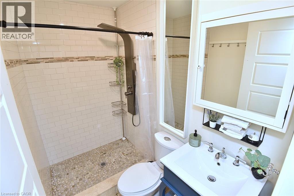 843 Governor's Road Property Photo 29