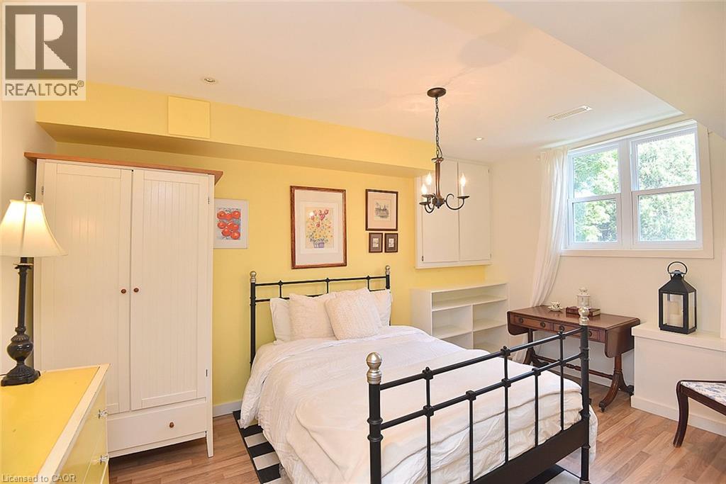 843 Governor's Road Property Photo 33