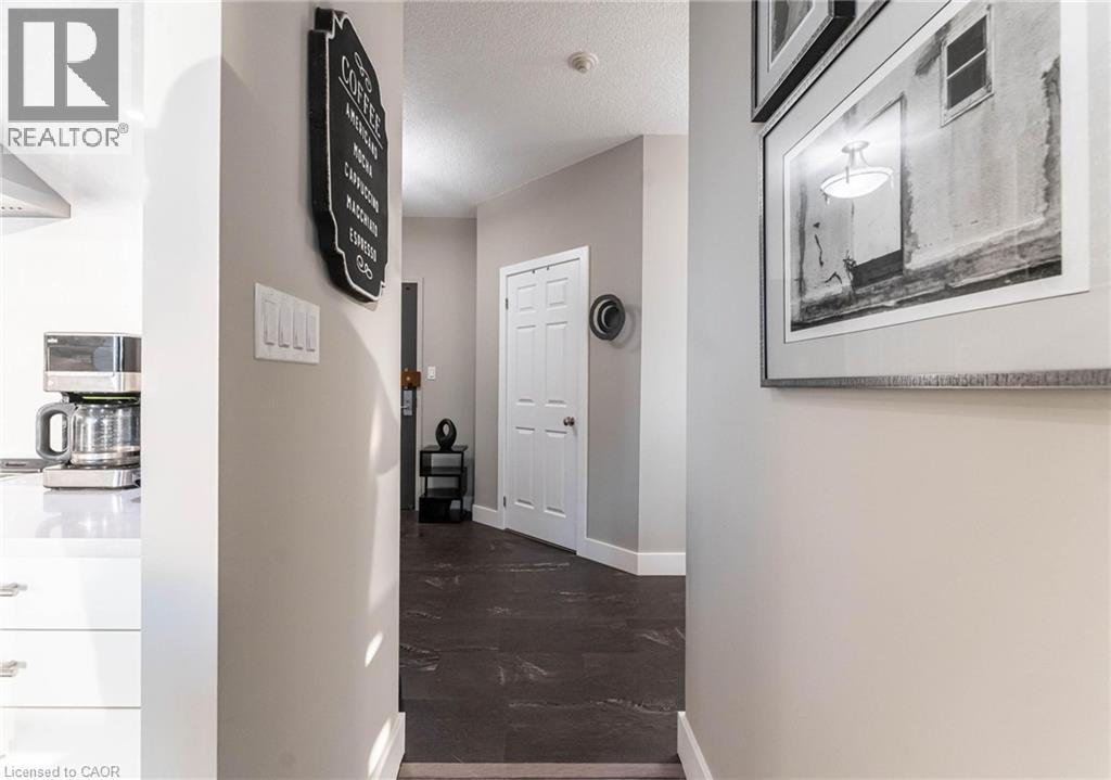 67 Caroline Street S Unit# 17c Property Photo 26