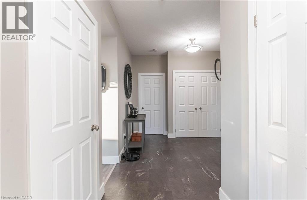 67 Caroline Street S Unit# 17c Property Photo 28