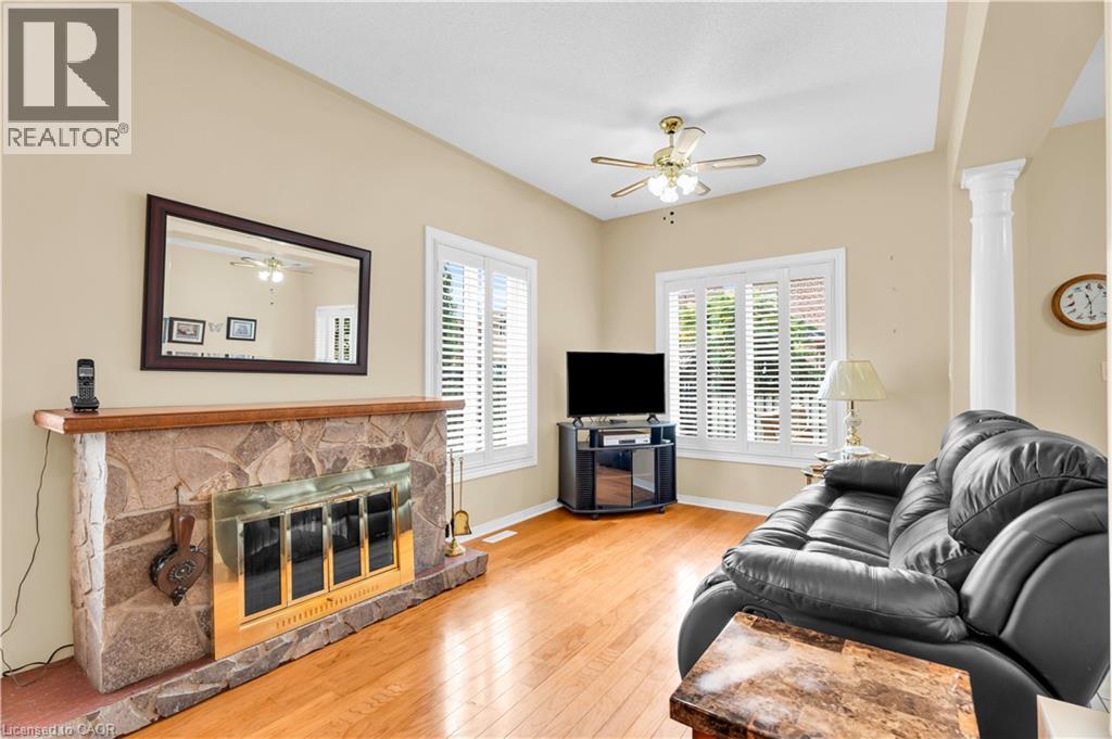 7404 Davemark Court Property Photo 15