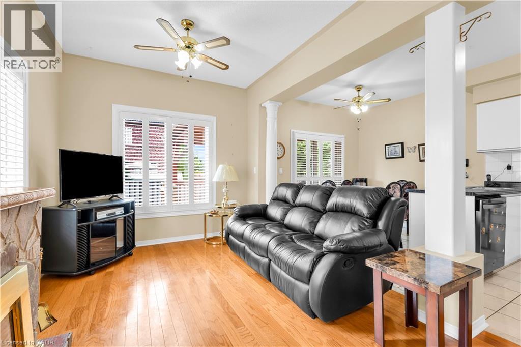 7404 Davemark Court Property Photo 16