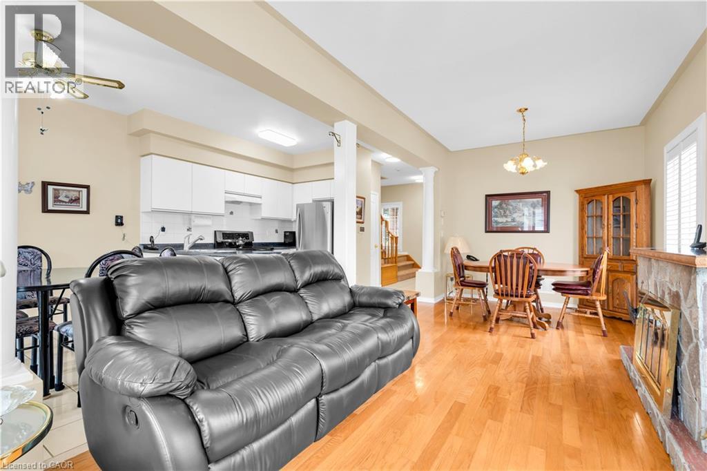 7404 Davemark Court Property Photo 17