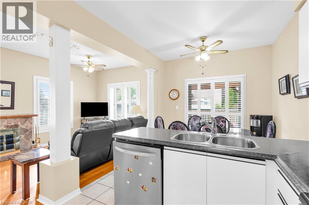 7404 Davemark Court Property Photo 28