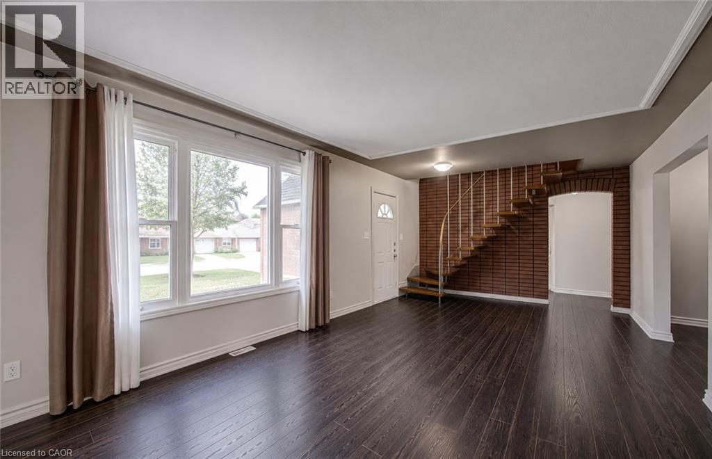 119 Walker Street Property Photo 6