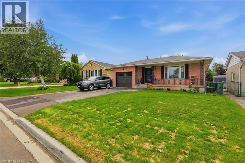 58 Vanier Place Property Photo 6