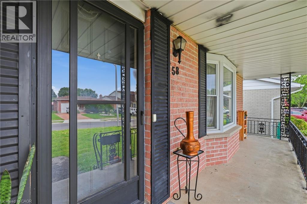 58 Vanier Place Property Photo 7