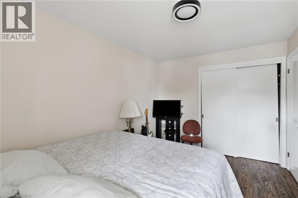58 Vanier Place Property Photo 22