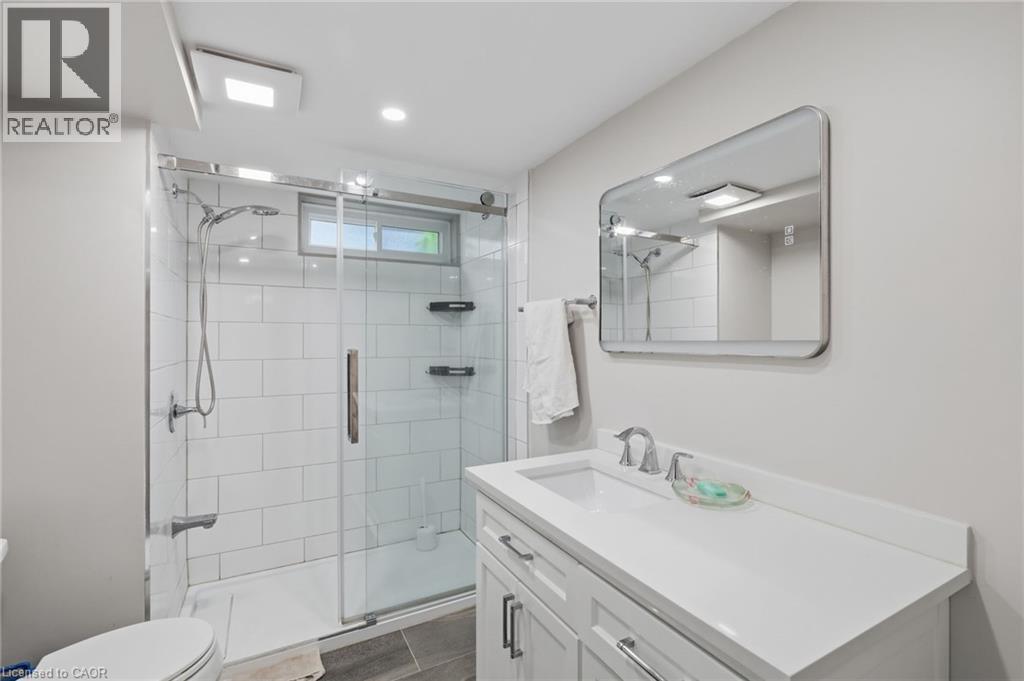 58 Vanier Place Property Photo 32