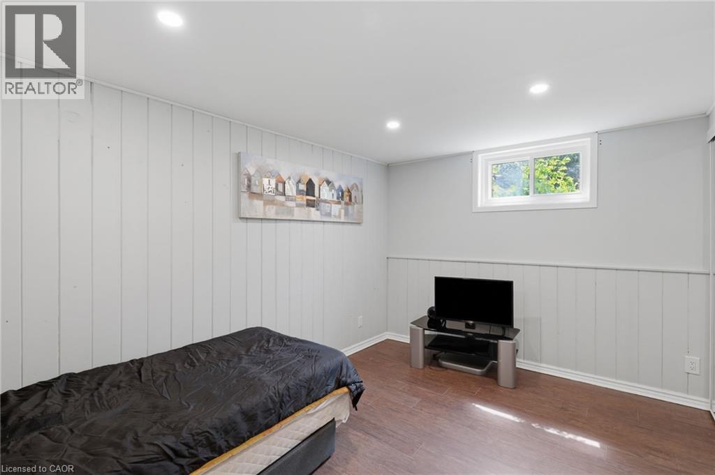 58 Vanier Place Property Photo 33