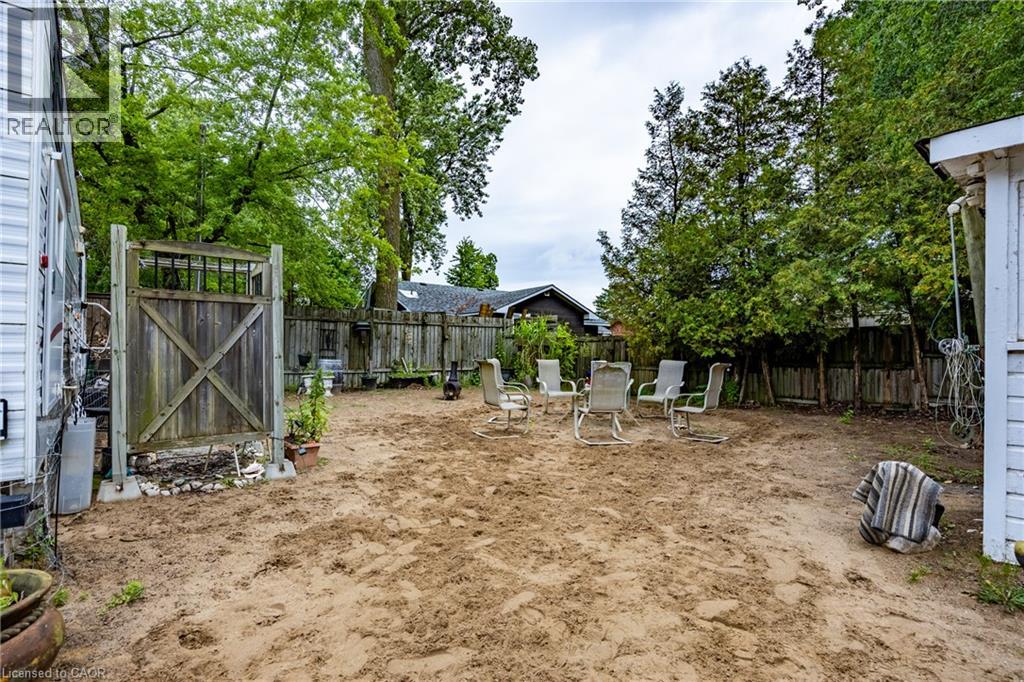 2 Beach Avenue Property Photo 17