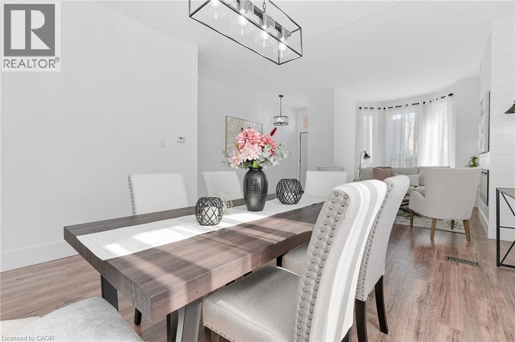 164 Wilson Street Property Photo 3