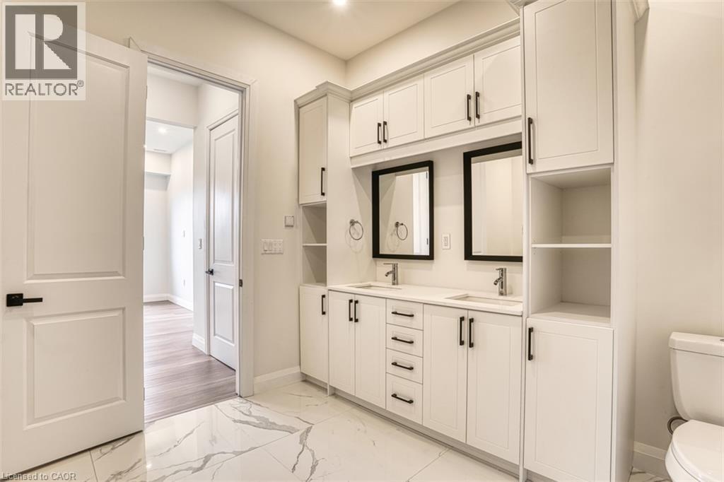 6 William Street Property Photo 14