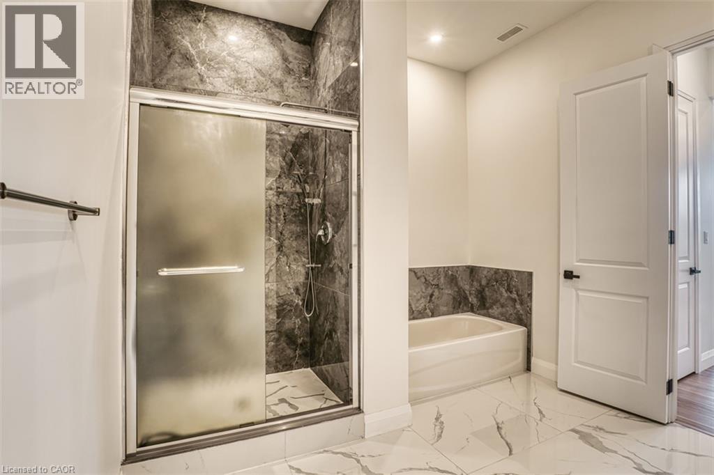 6 William Street Property Photo 15