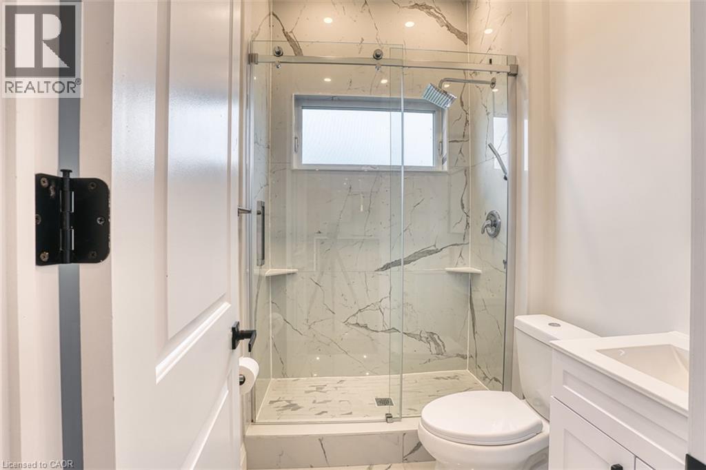6 William Street Property Photo 16