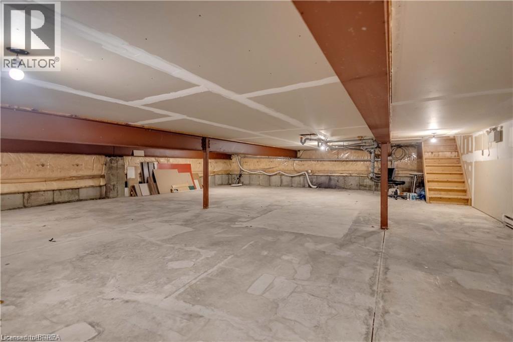 274 King George Road Unit# 3 Property Photo 25