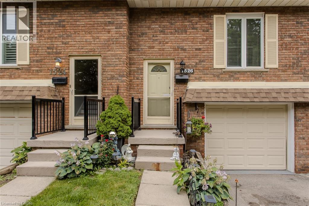 1526 Westminster Place Property Photo 2
