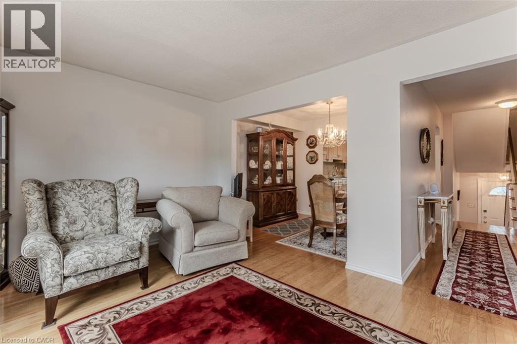 1526 Westminster Place Property Photo 7